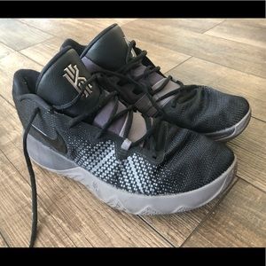 Kyrie Irving Nikes